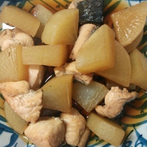 秋鮭と大根の煮物
